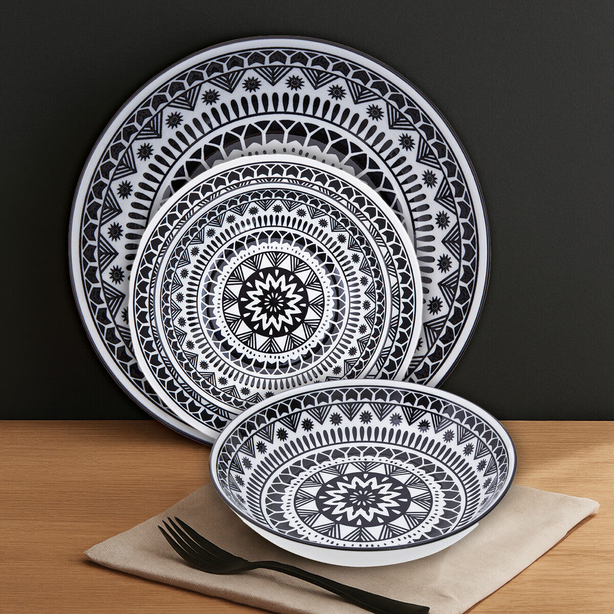 12 Piece Black and White Dinner Set | Maya