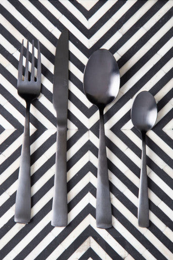 16 Piece Onyx Cutlery Set | Avie