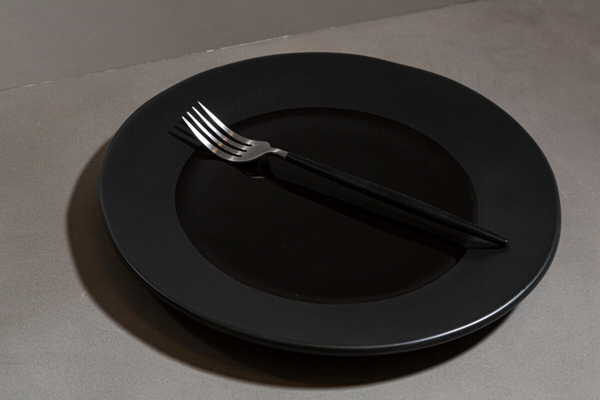 16 Piece Matte  Silver And Black Cutlery Set | Avie
