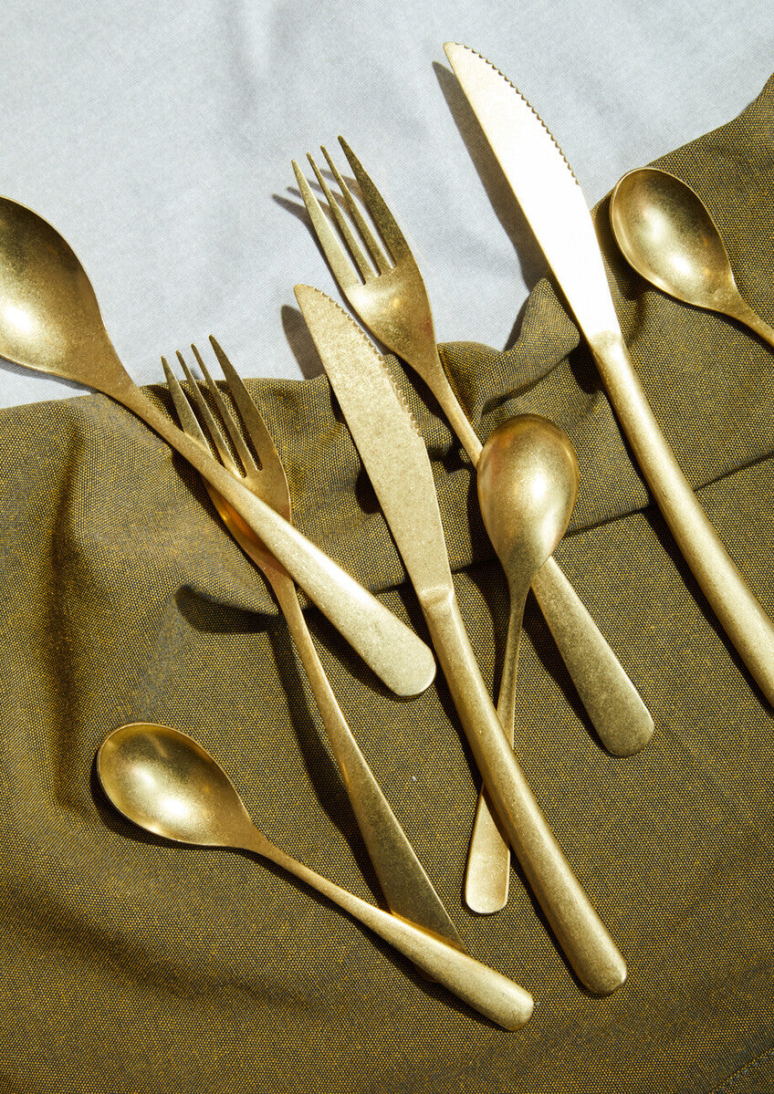 16 Piece Antique Gold Finish Cutlery Set | Avie