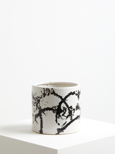 Black and White Large Planter | Sorrell