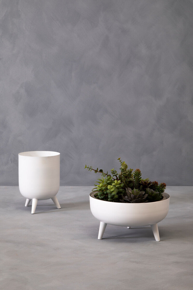 Alina White Finish Round Footed Planter with Angular Base