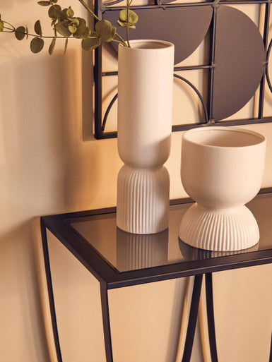 White Planter | Fia