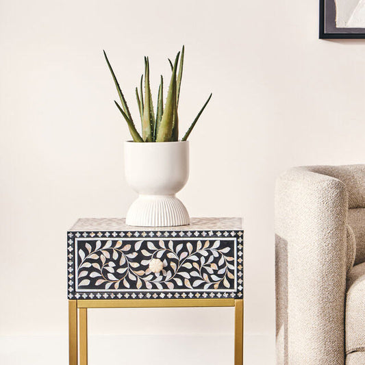 White Planter | Fia