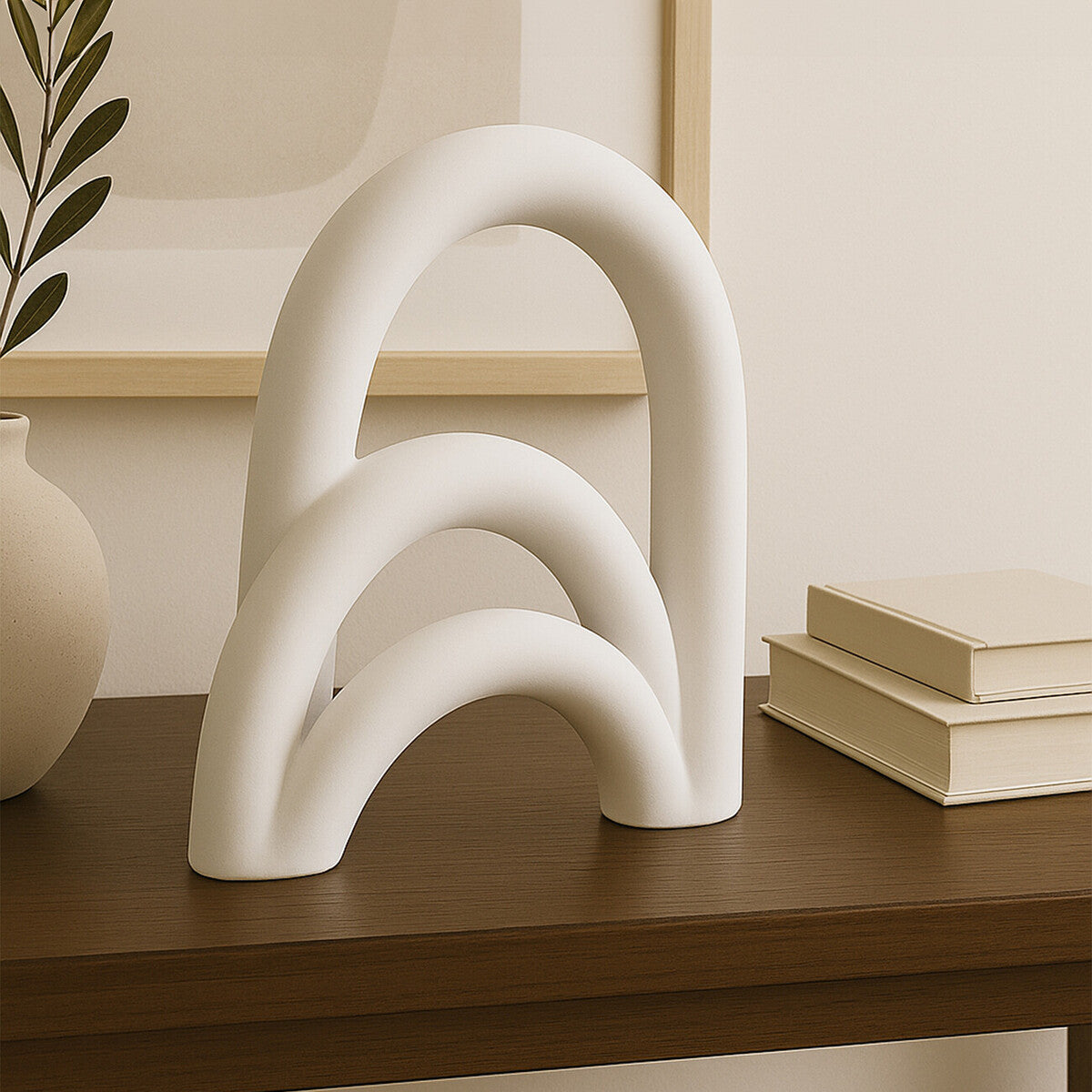 White Arched Sculpture | Broc