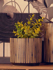 Small Black and Cream Finish Planter | Kiso