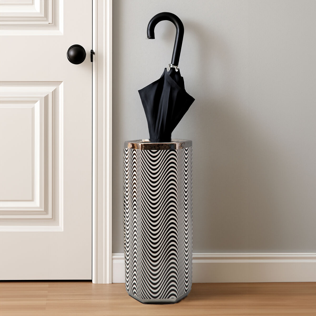 Celeste Black and White Umbrella Stand