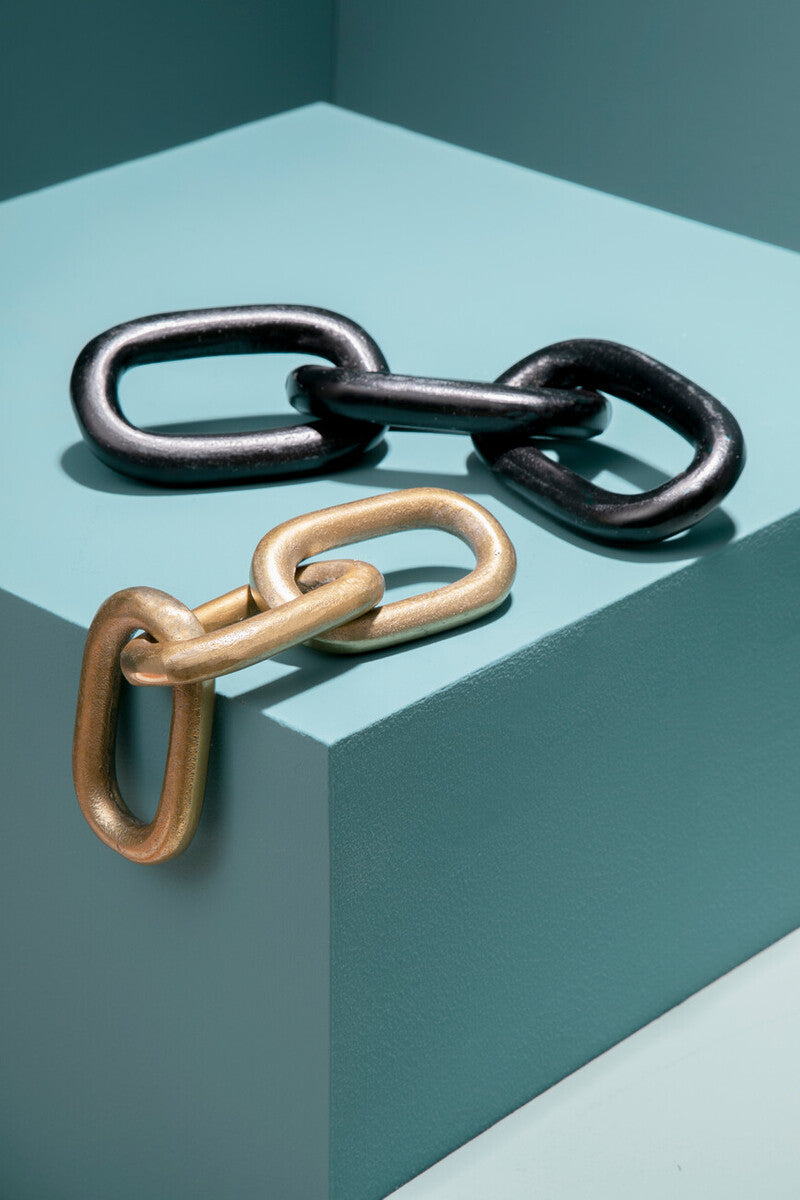 Large Black Aluminium Chain Sculpture | Prato