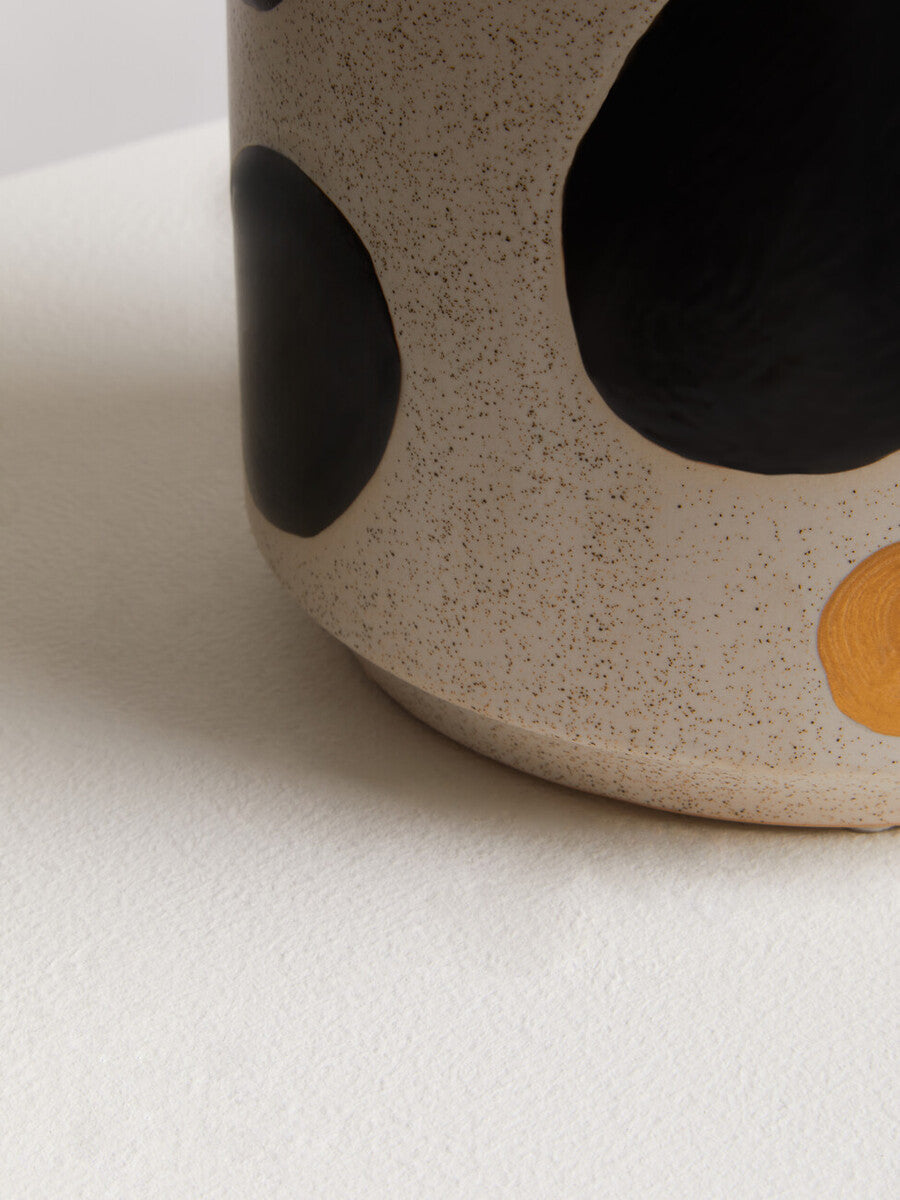 White and Gold Spotted Planter | Yuri