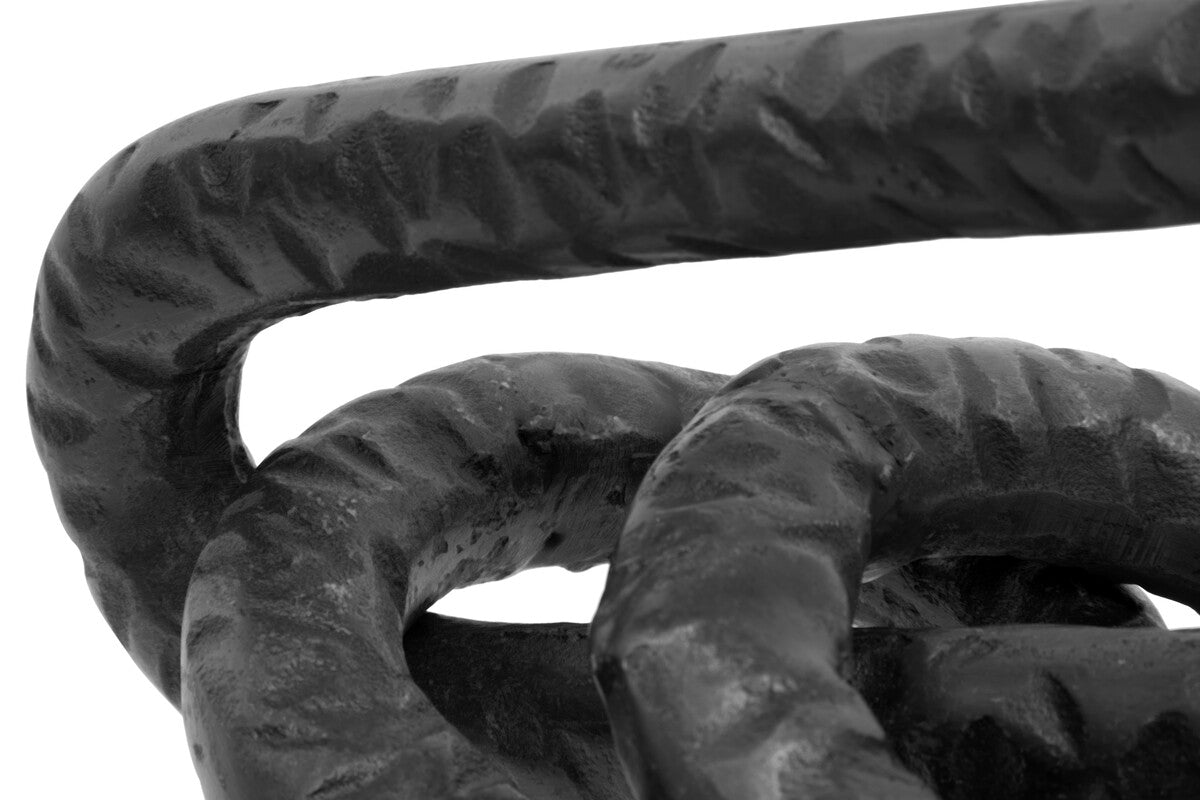 Grey Chain Sculpture | Prato