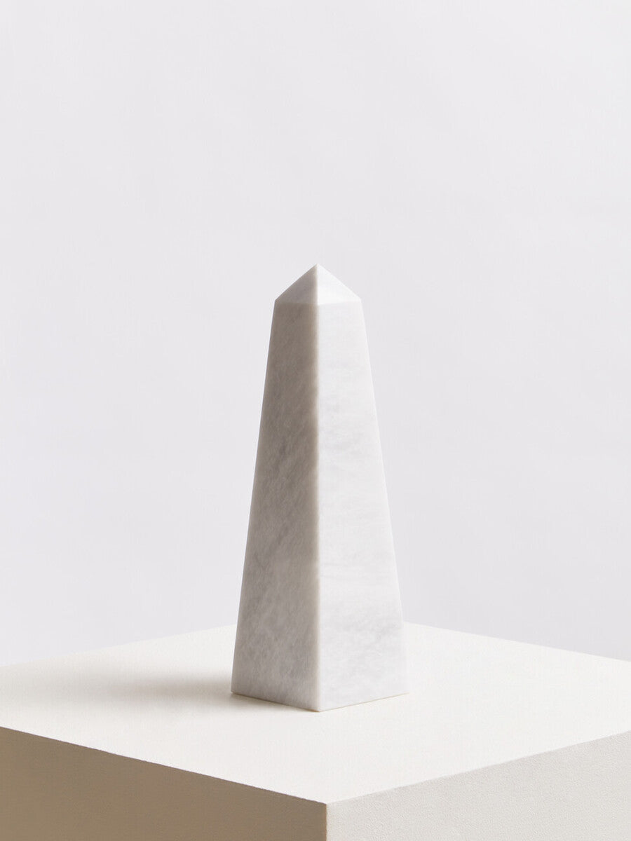 Small White Marble Obelisk | Salmo