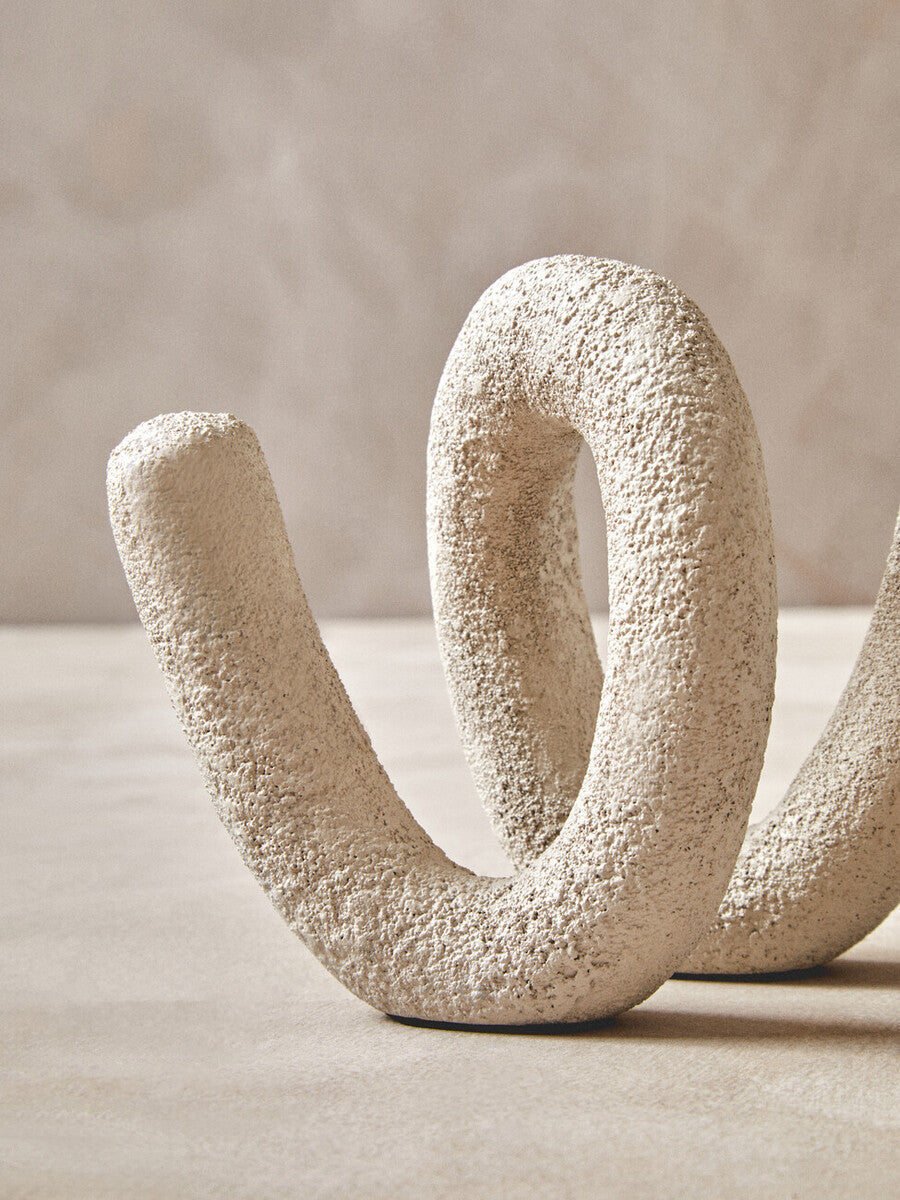 Small Textured White Loop Sculpture | Dunas