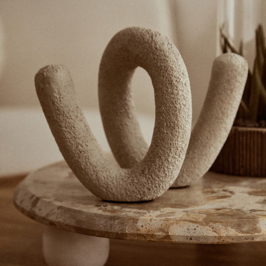 Small Textured White Loop Sculpture | Dunas