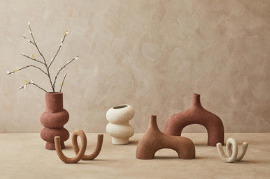 Large Textured Beige Loop Sculpture | Dunas