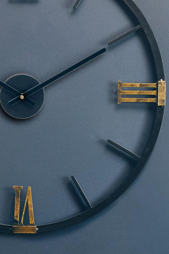 70cm Dia Round Black Metal Wall Clock | Kent