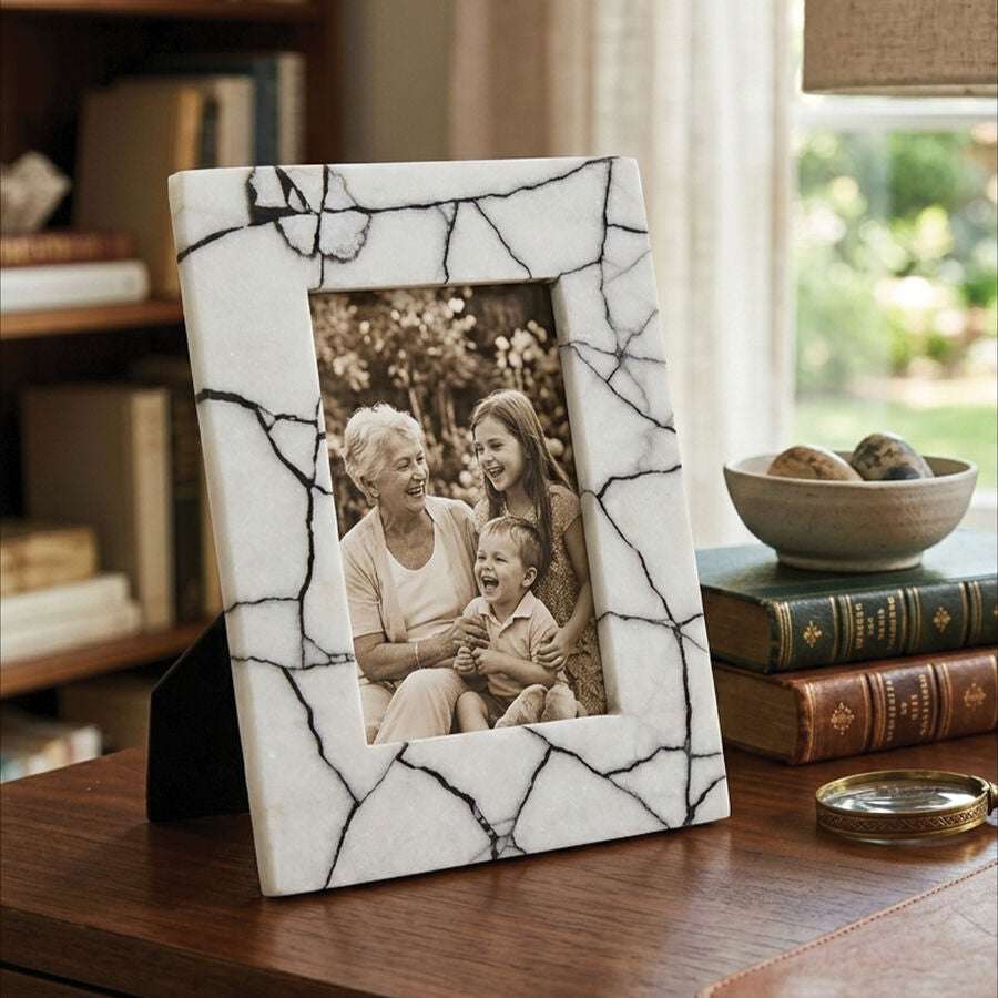 White and Black Marble 5In X 7In Large Photo Frame | Marmara