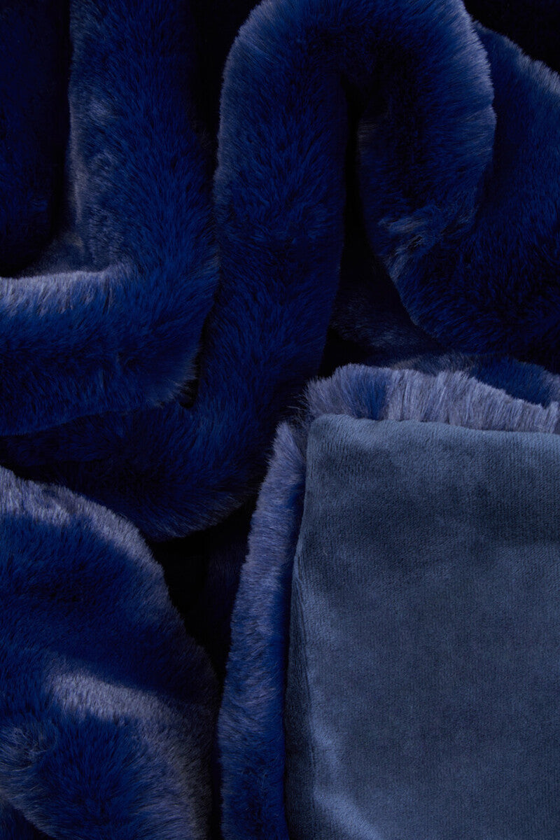 Bosie Navy Blue Faux Fur Throw | Lamina