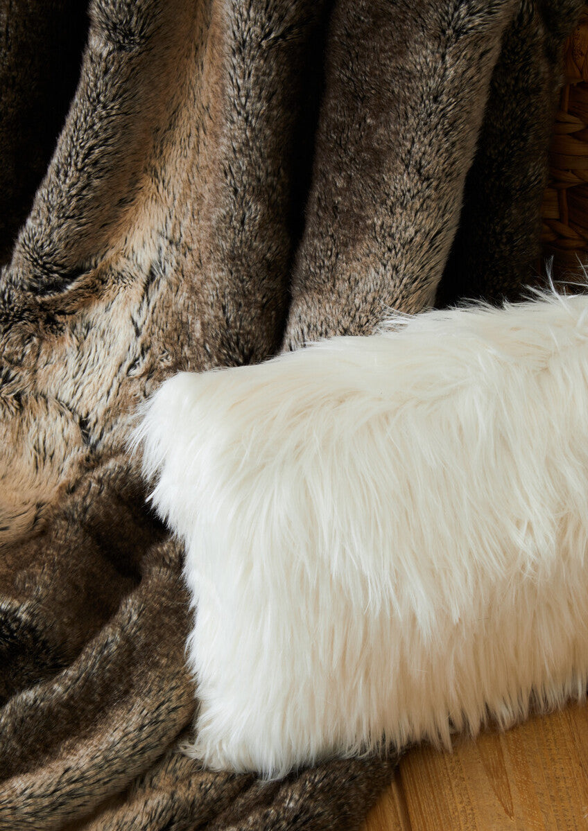 Bosie Mocha Ombre Fur Throw | Lamina