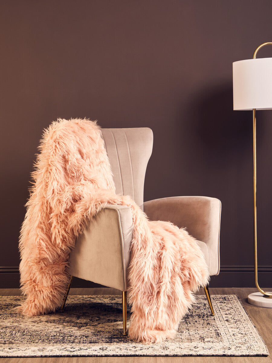 Bosie Pink Faux Fur Throw | Lamina