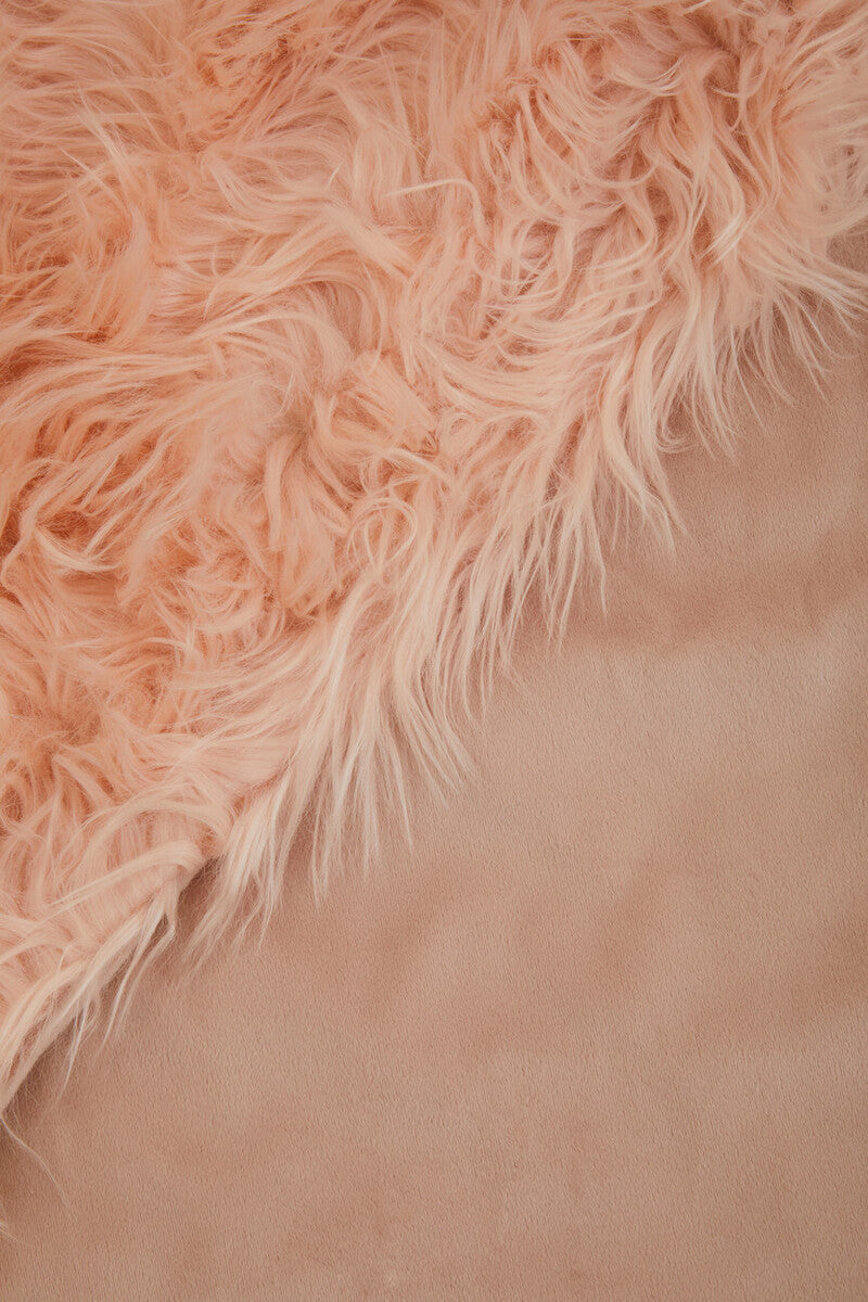 Bosie Pink Faux Fur Throw | Lamina