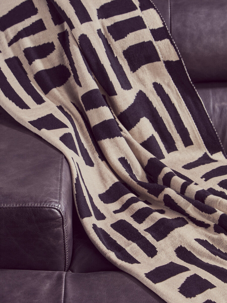 Natural and Black Throw | Bosie Ozella