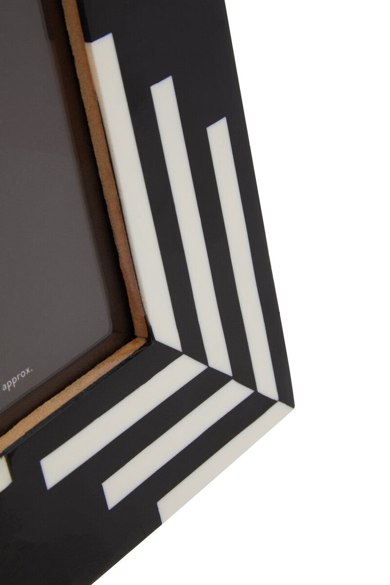 5In X 7In Black And White Stripe Photo Frame | Donato