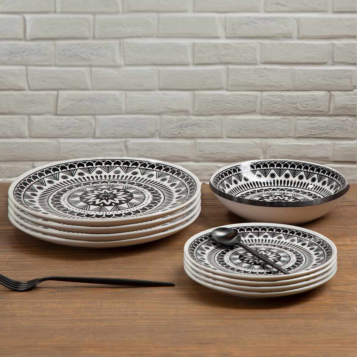 12 Piece Black and White Dinner Set | Maya
