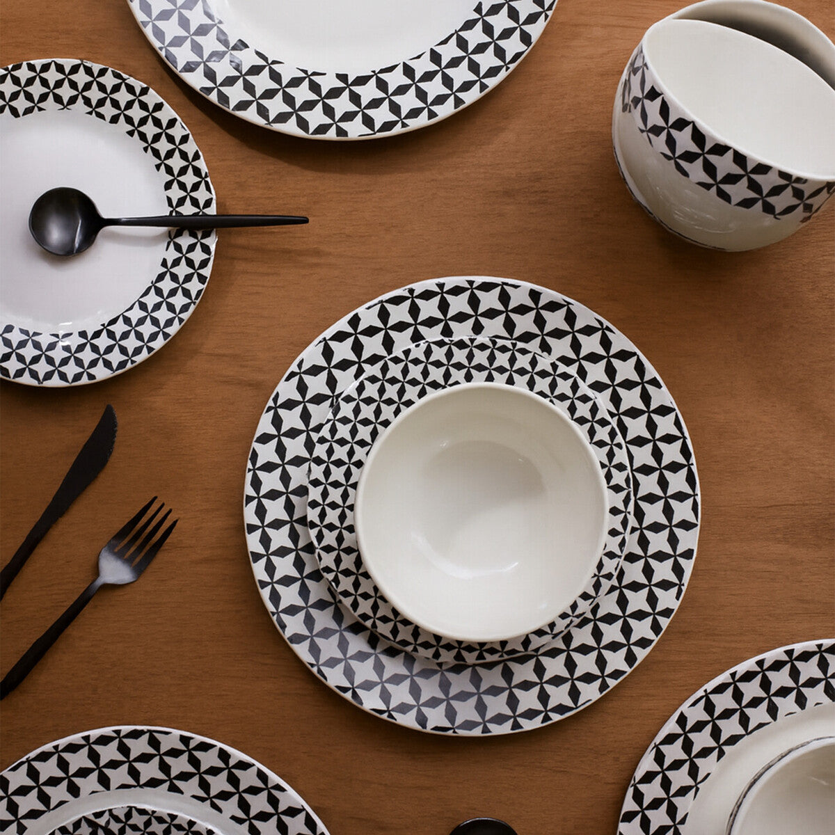 12 Piece Windmill Dinner Set | Avie