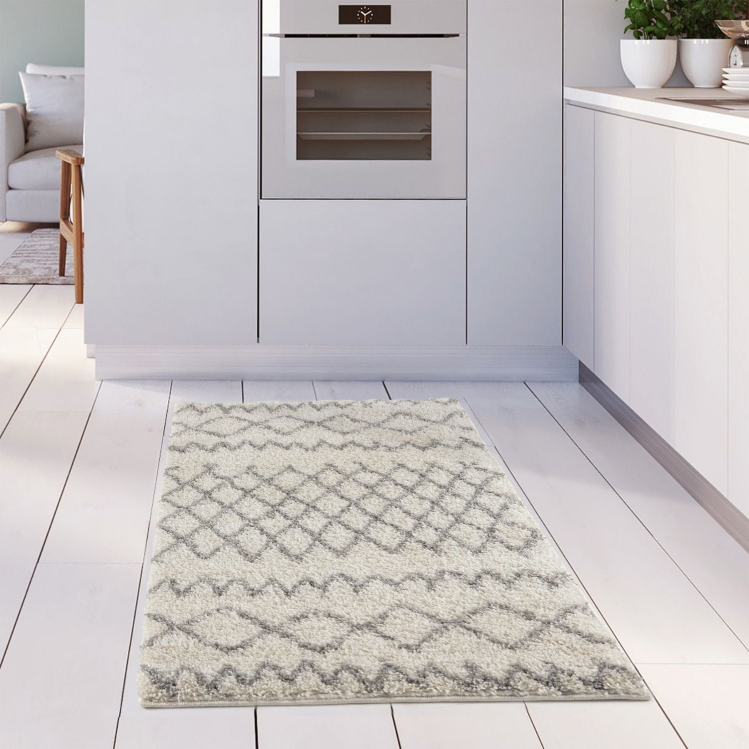 Moroccan Ivory Grey Shaggy Rug | 900