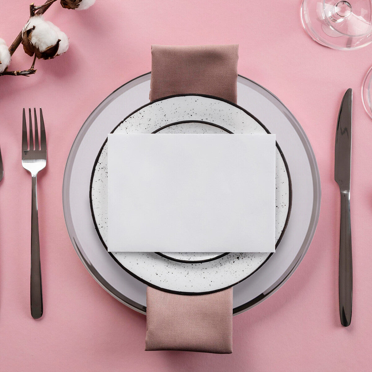 Set of Four 33cm Dia Plain Charger Plates with Silver Rims | Ida