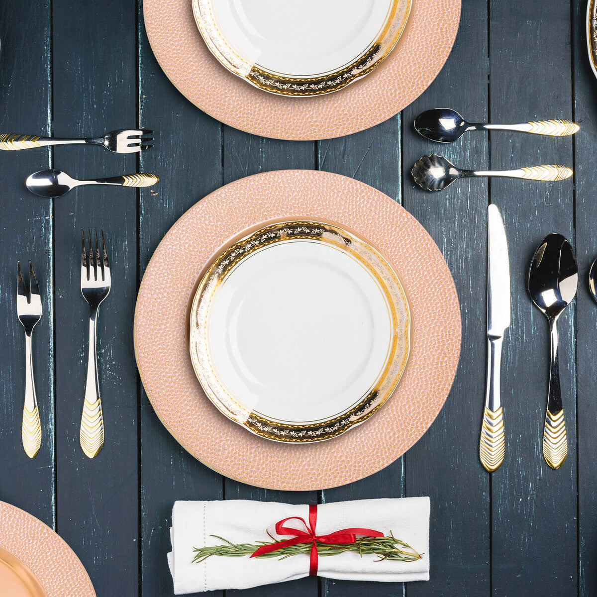 Rose Gold Pebble Effect Charger Plate | Dia