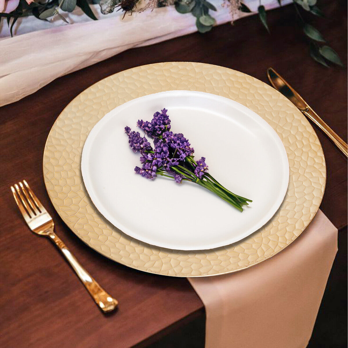 Set of Four 33cm Gold Charger Plates with Hammered Rims | Dia