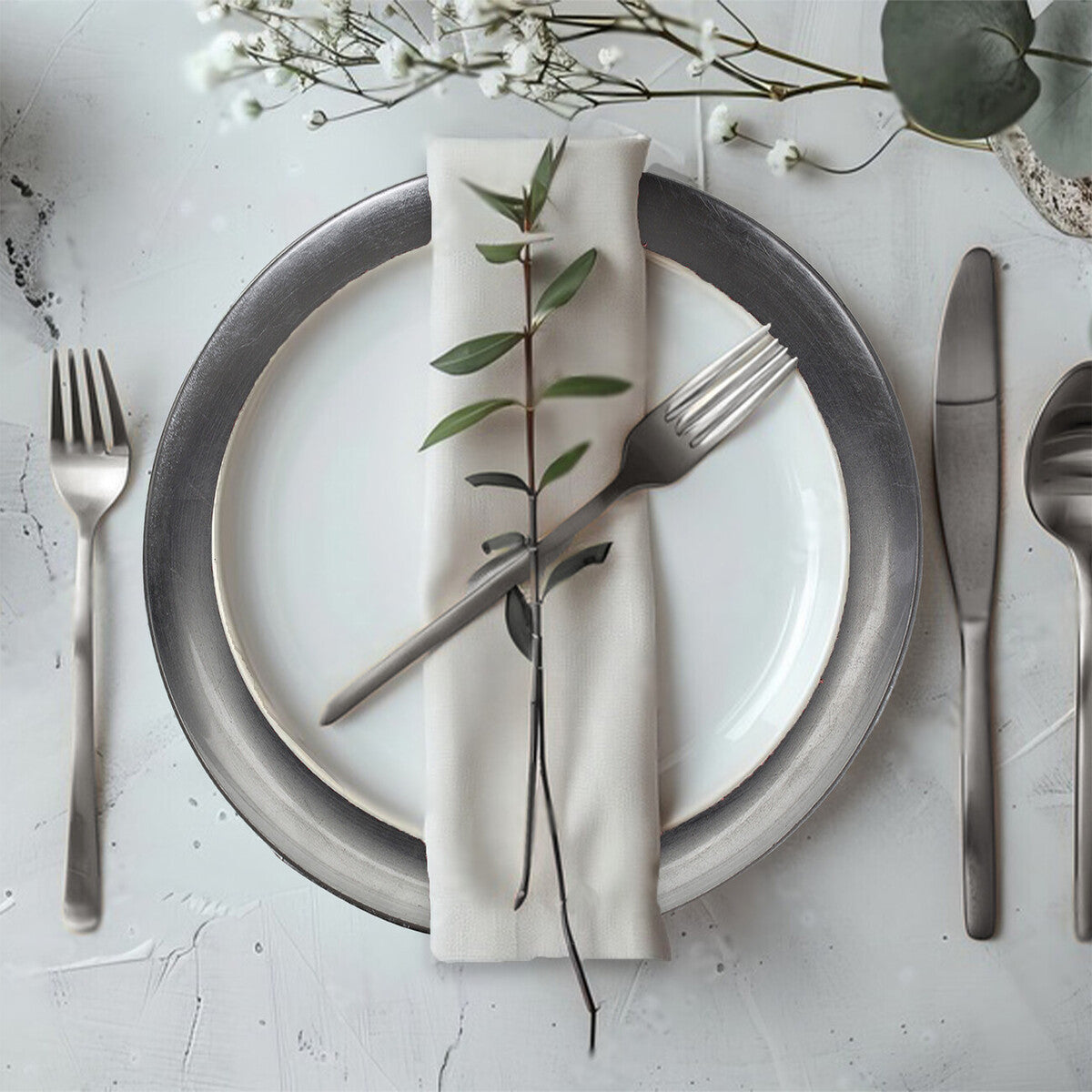 Set of Four 33cm Dia Silver Coupe Charger Plate | Paxton