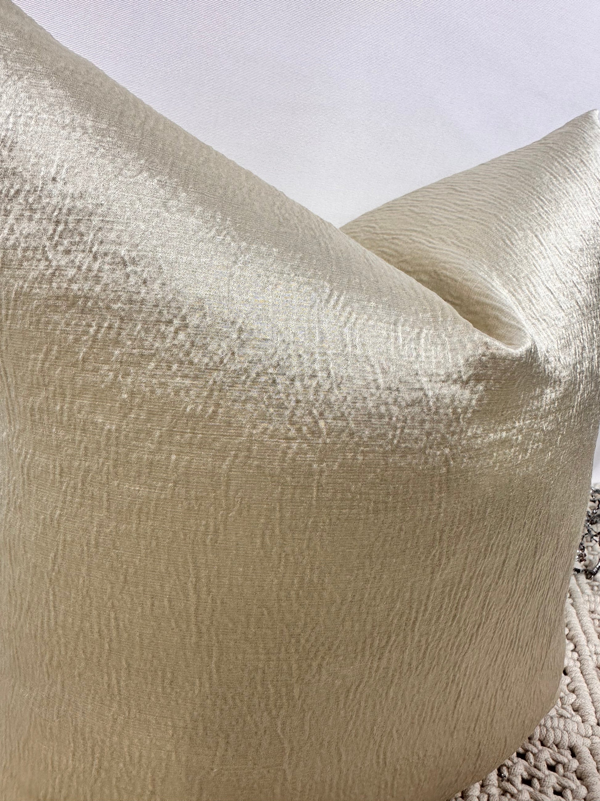 The Couture Cushion - The Laurent Linen - Style No. 142