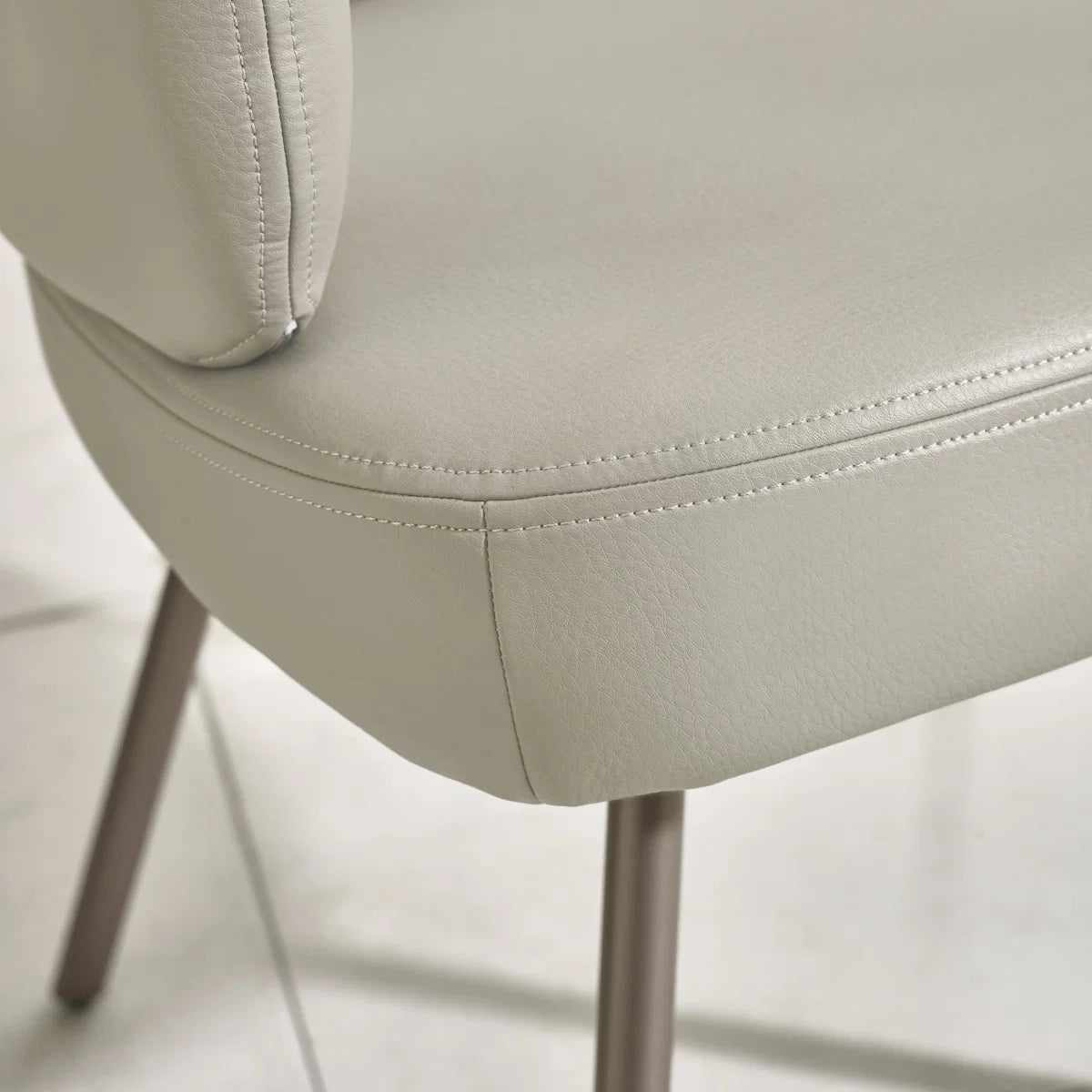 Set of 2 Callisto Swivel Dining Chairs