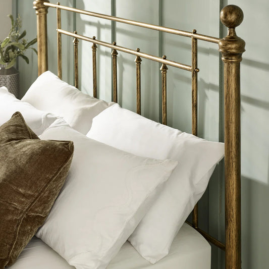 Aurelia Metal Bed