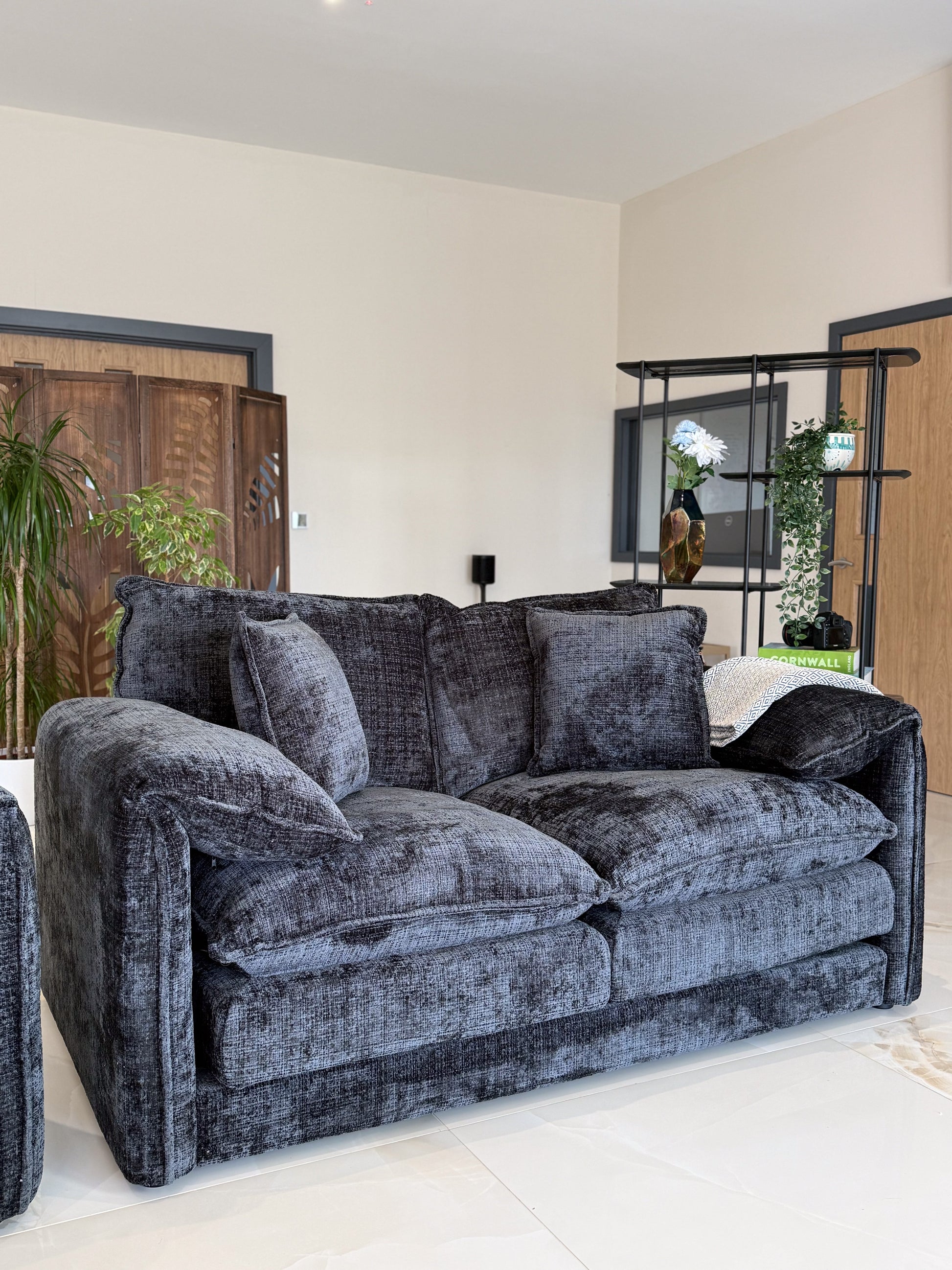 Solaya Sofa Black 2 Seater