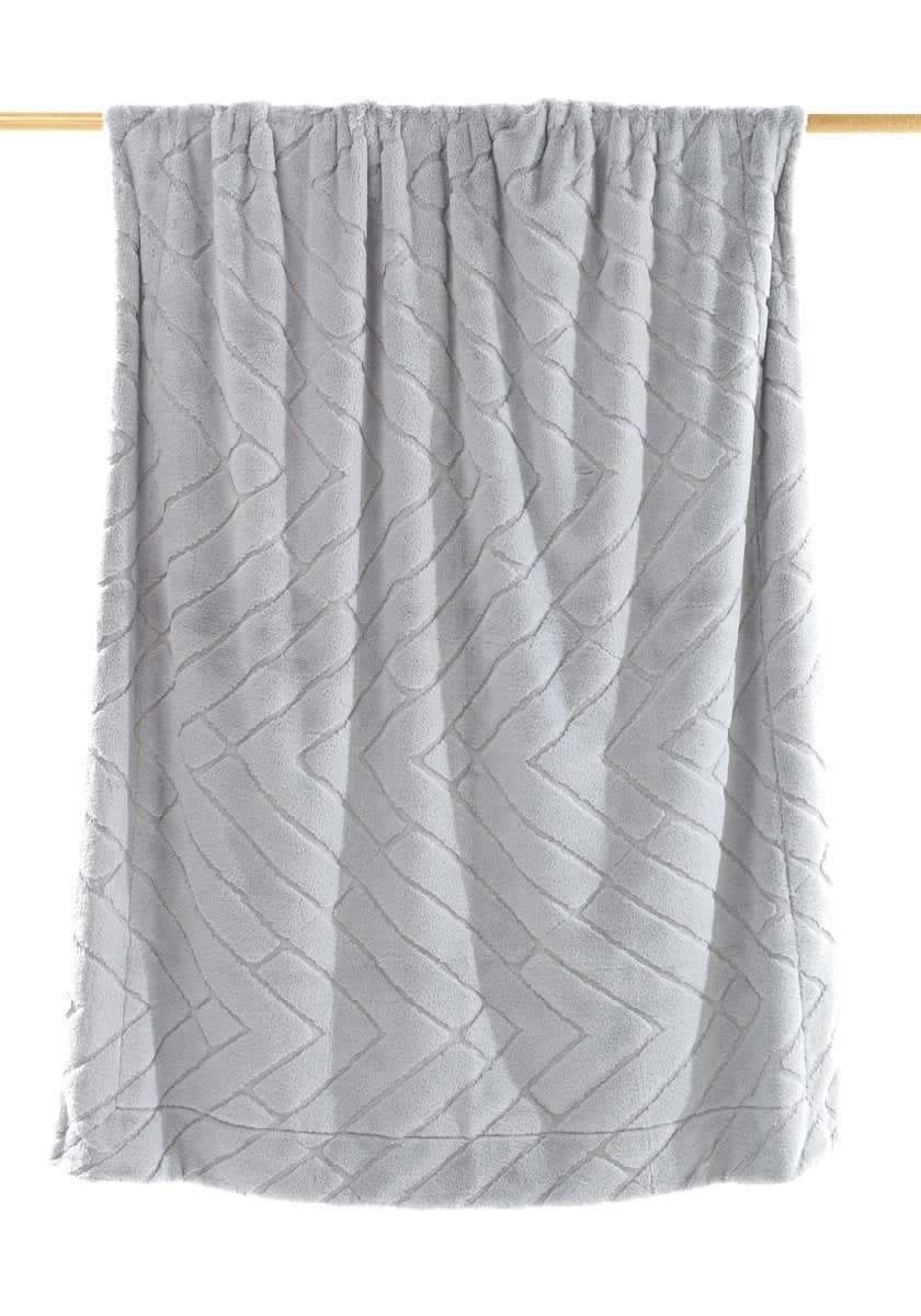 The Cozy Interior Luxury Soft Fox Faux Fur Throw Blanket
