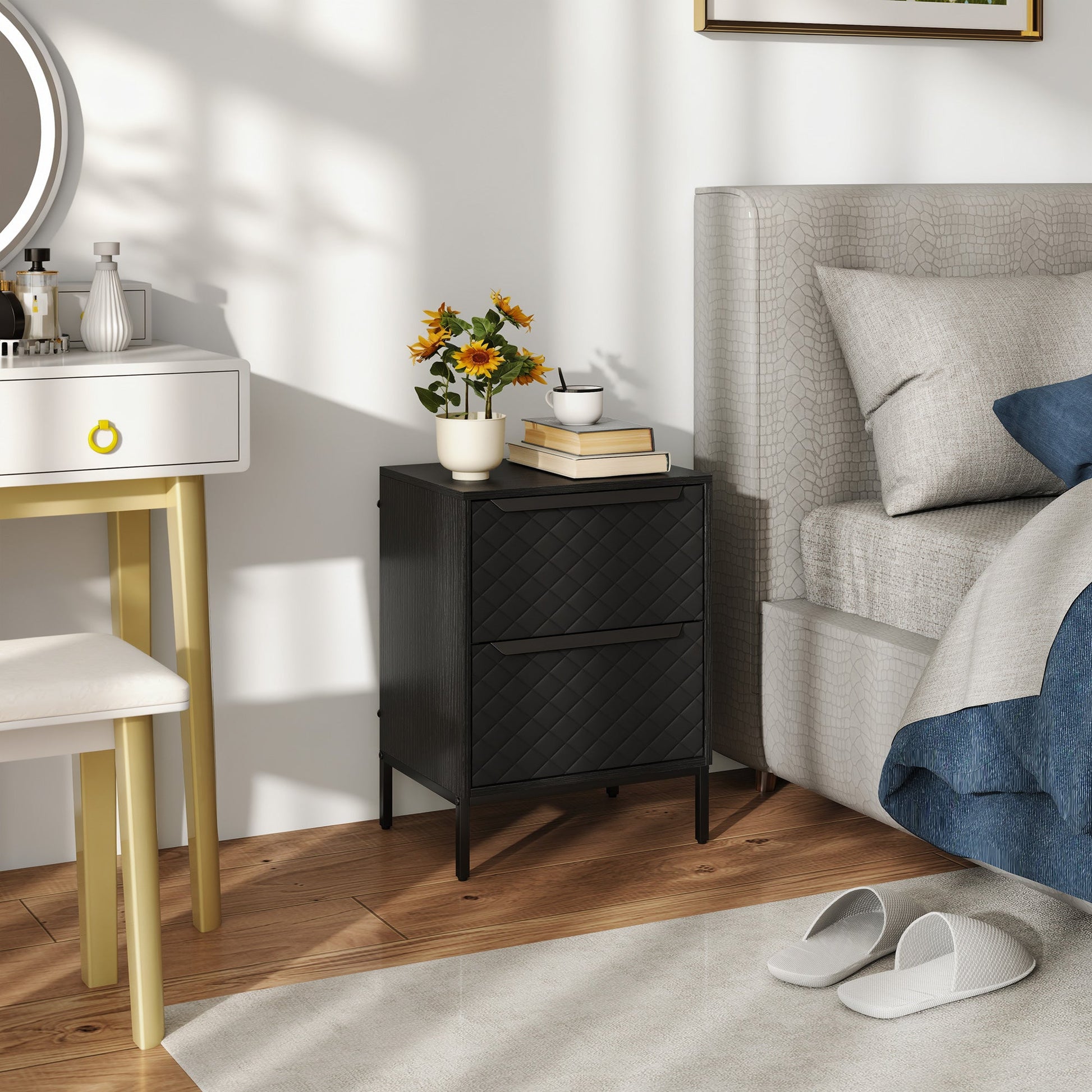 Chest of Drawers, Dresser with 2 Fabric Drawers and Aluminium Handles - Black