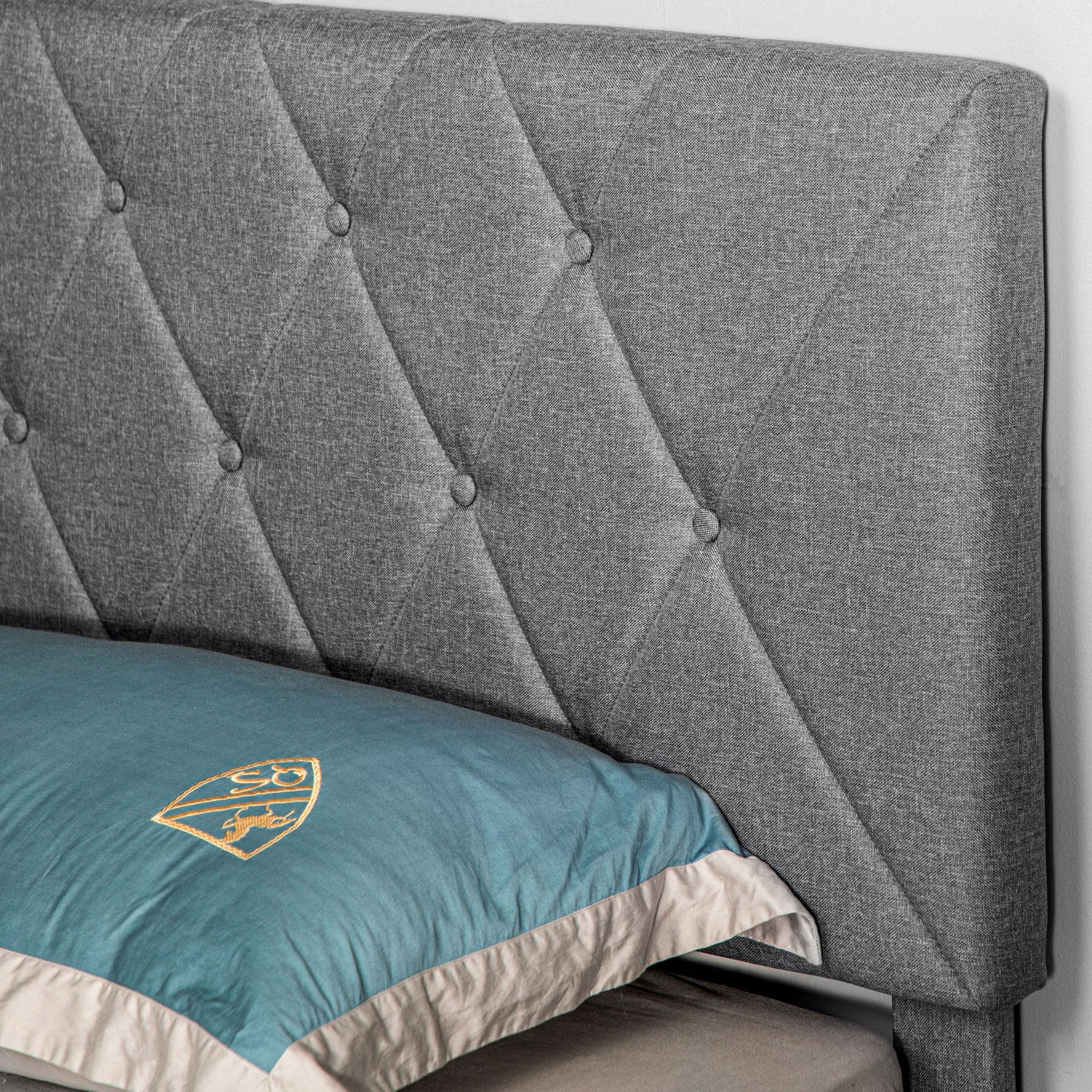 Double Bed Frame with 5-Level Adjustable Linen Upholstered Headboard, Wooden Slats Mattress Foundation, No Box Spring Needed, Grey
