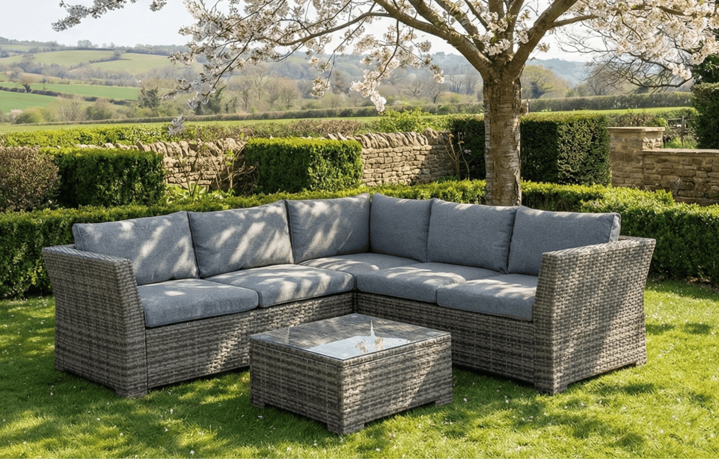 Chesterton Grey 5 Seater Corner Rattan Garden Sofa Lounge Set and Cover Bundle