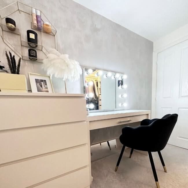 Bluetooth Hollywood Mirror 80x60cm