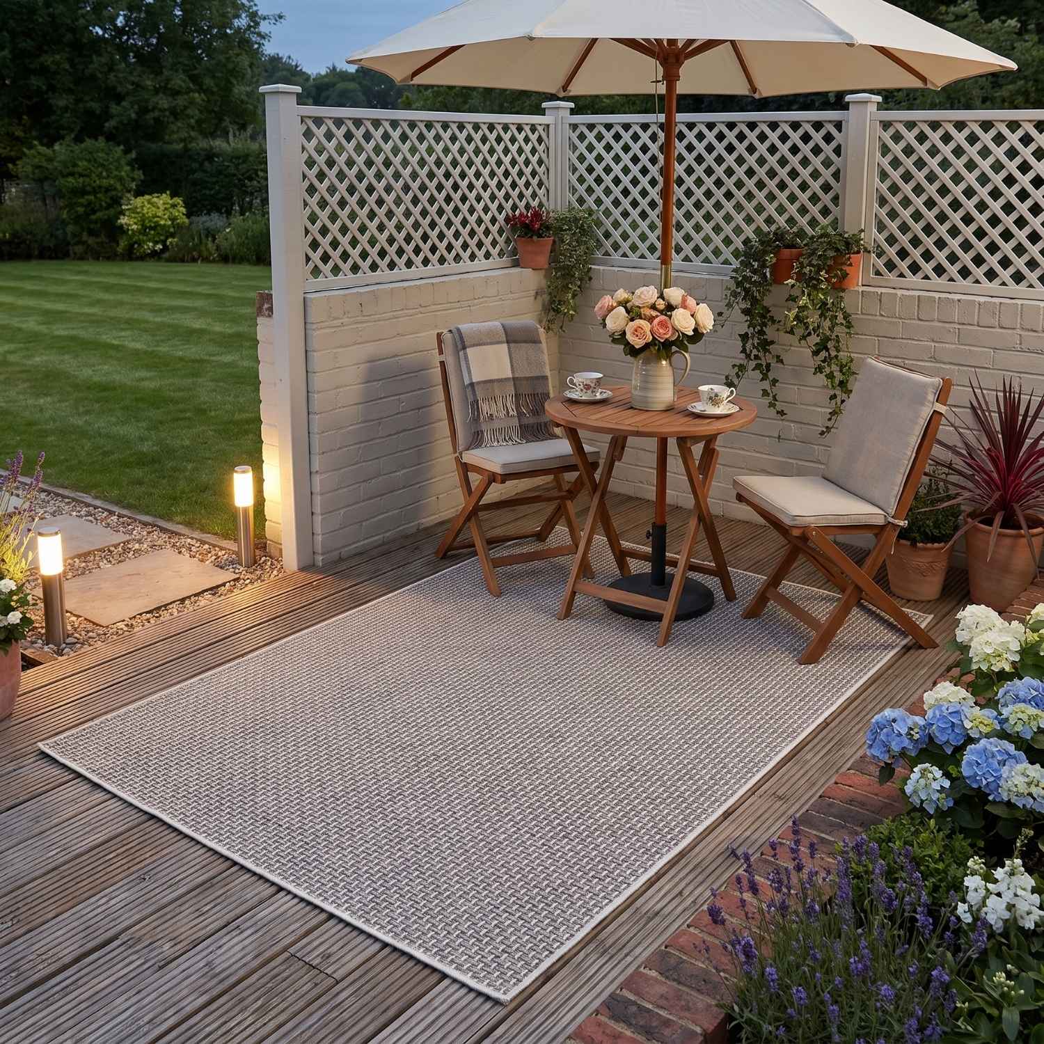 Magic Outdoor Rug Cream | 3610