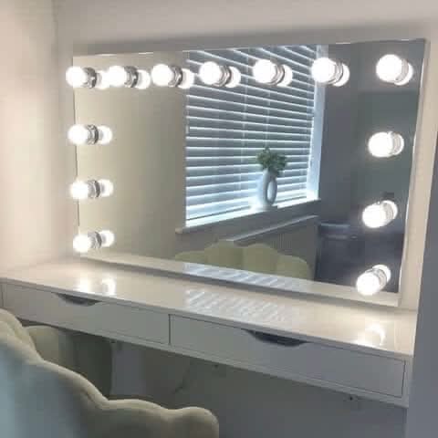Hollywood Mirror Wall Mounted 100x60cm