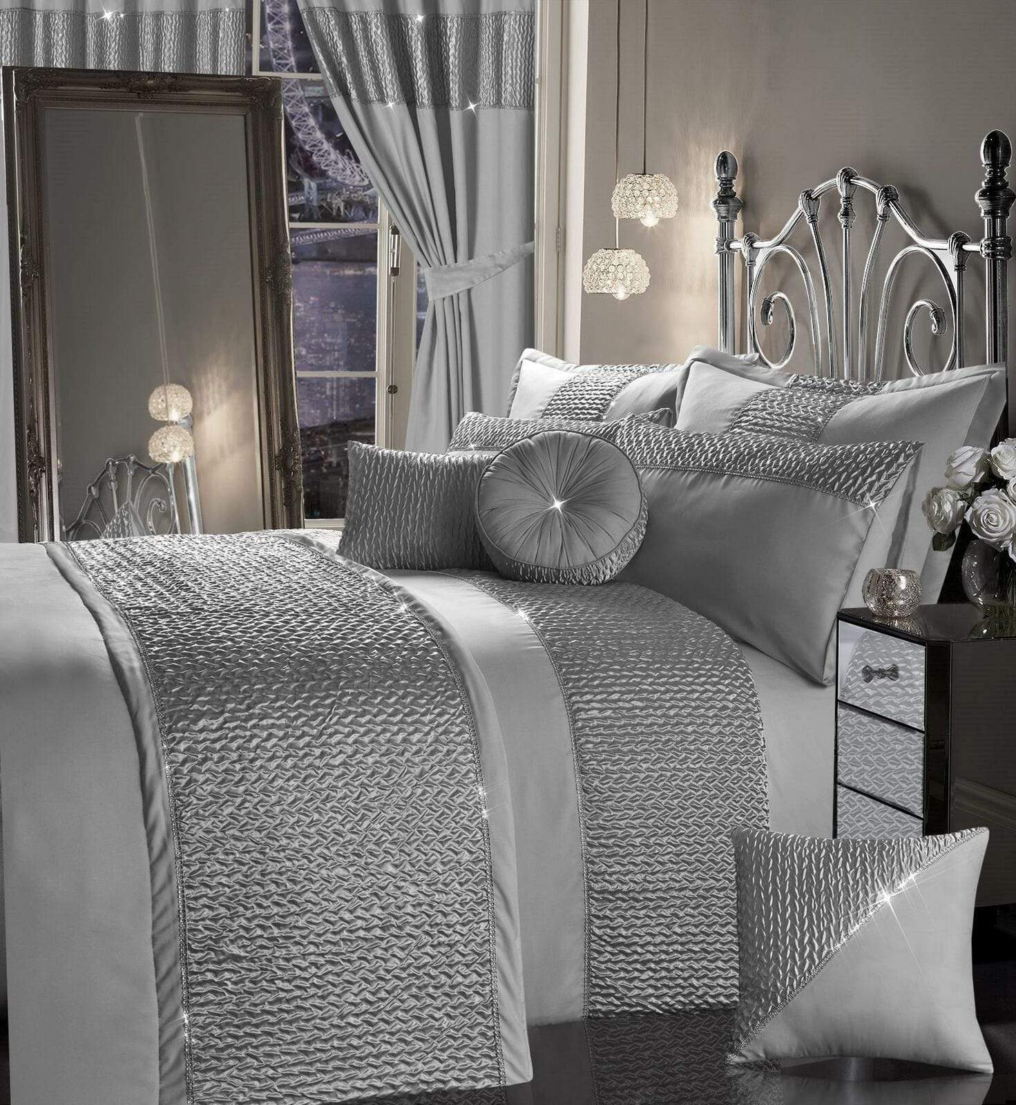 OLIVIA ROCCO Zenia Duvet Cover Set With Quilted Trim And Diamante Detailing For Luxurious
