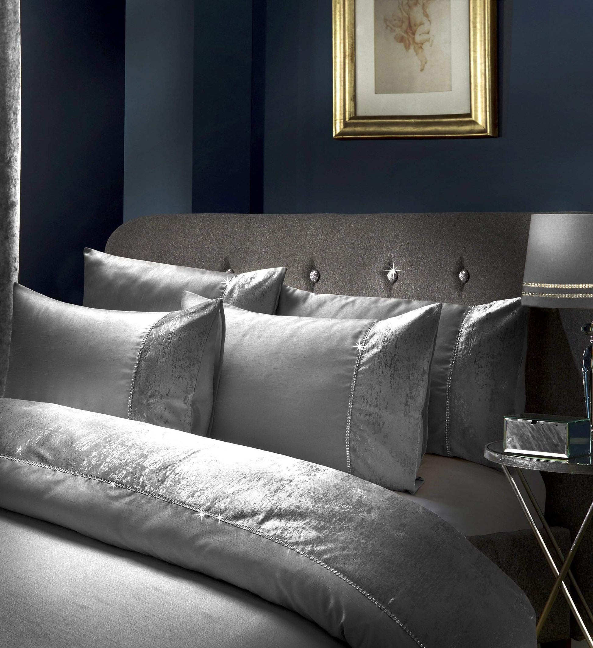 OLIVIA ROCCO Valentina Duvet Set With Crushed Velvet Trim And Diamante Detailing