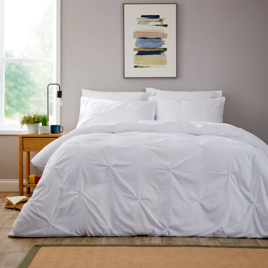 OLIVIA ROCCO Pintuck White Microfibre Duvet Cover Set With Pillowcases Reversible