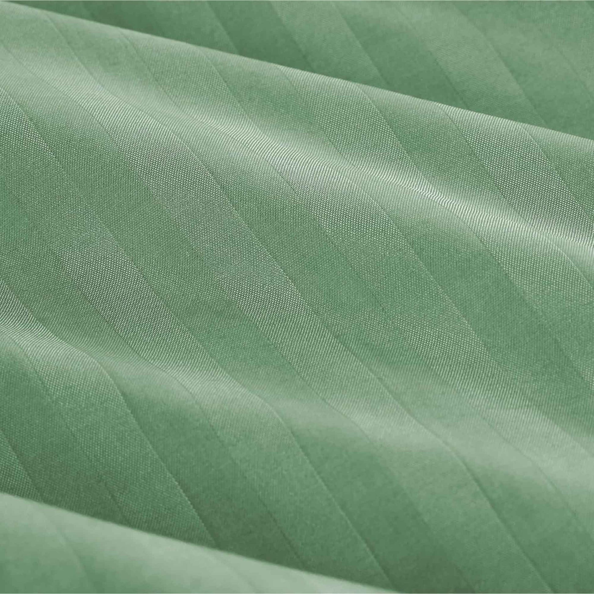 OLIVIA ROCCO Mayfair Stripe Satin Reversible Duvet Cover Set With Comforter Multiple