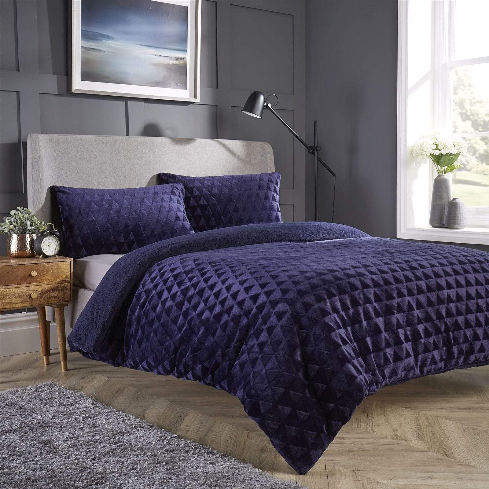 OLIVIA ROCCO Geometric Reversible Teddy Bear Faux Fur Duvet Set Ultra Soft Bedding