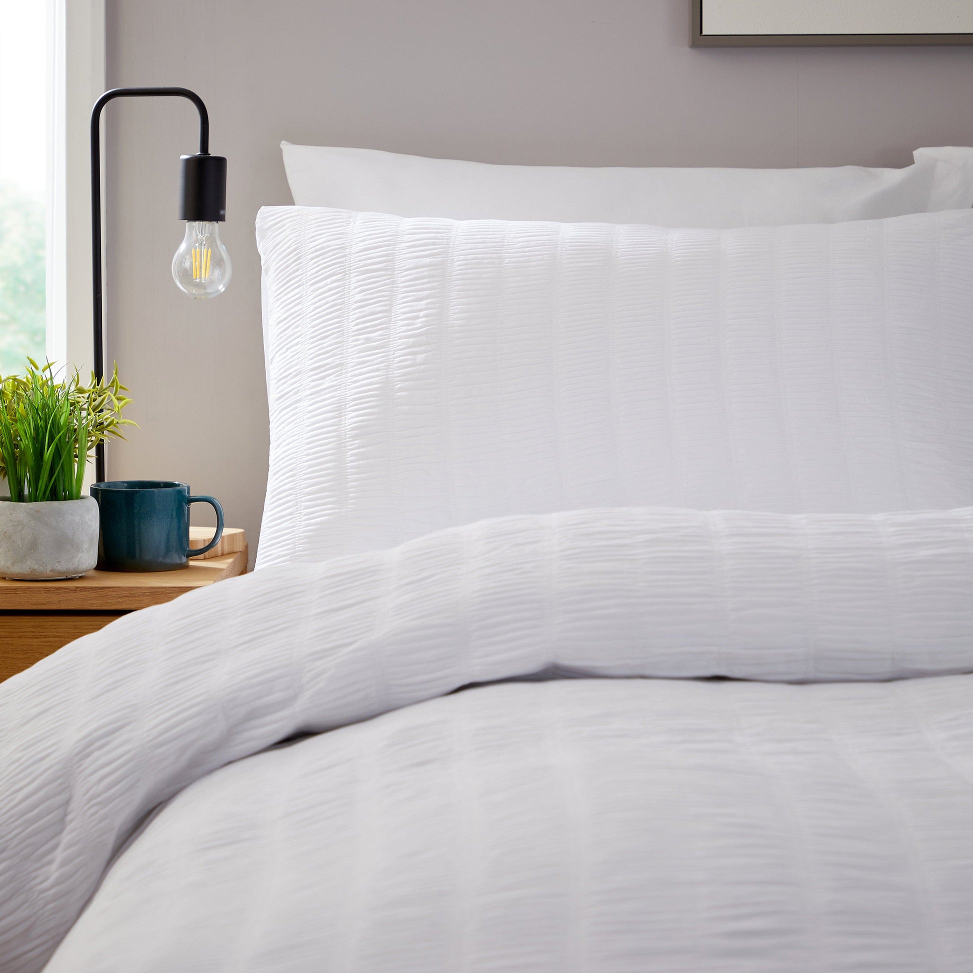 OLIVIA ROCCO Belgravia White Microfibre Duvet Cover Set With Pillowcases Soft Easy Care
